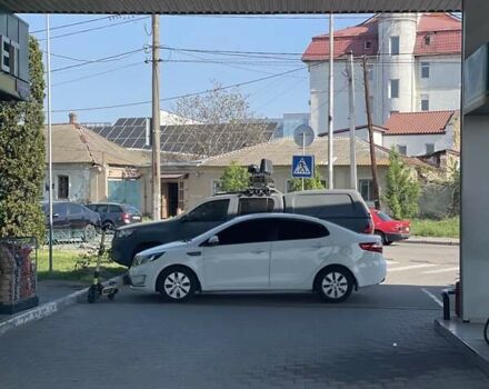 Белый Киа Рио, объемом двигателя 1.6 л и пробегом 126 тыс. км за 9000 $, фото 1 на Automoto.ua