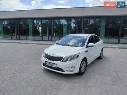 Білий Кіа Ріо, об'ємом двигуна 1.59 л та пробігом 180 тис. км за 6600 $, фото 1 на Automoto.ua