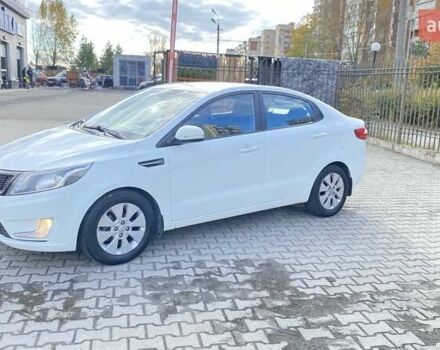 Киа Рио 2014 в Киеве на Automoto.ua Белый Киа Рио, объемом двигателя 1.59 л и пробегом 69 тыс. км за 8499 $, фото 1 на Automoto.ua
