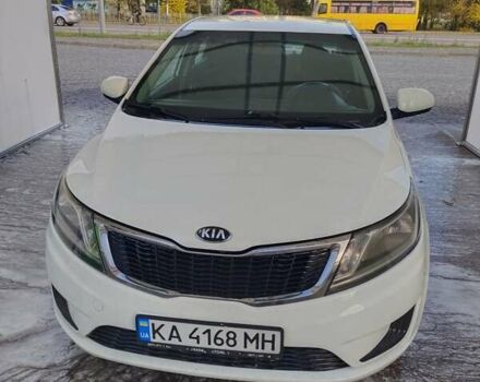 Белый Киа Рио, объемом двигателя 1.4 л и пробегом 141 тыс. км за 6100 $, фото 1 на Automoto.ua