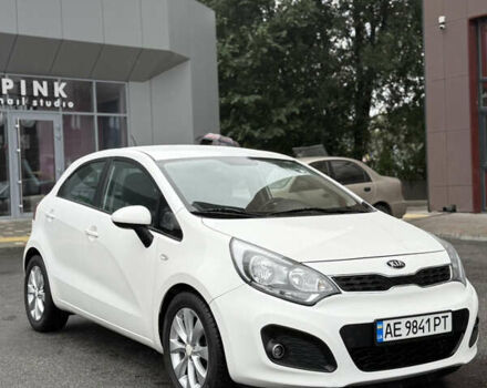 Білий Кіа Ріо, об'ємом двигуна 1.25 л та пробігом 165 тис. км за 6799 $, фото 1 на Automoto.ua
