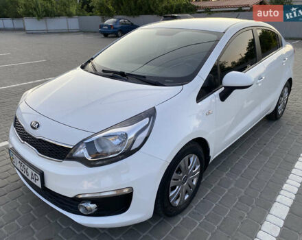 Белый Киа Рио, объемом двигателя 1.4 л и пробегом 128 тыс. км за 8300 $, фото 1 на Automoto.ua