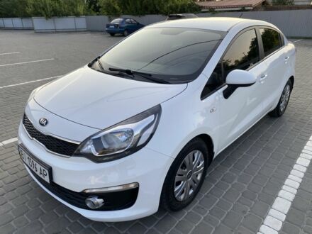 Кіа Ріо 2015 у Козельщине на Automoto.ua Білий Кіа Ріо, об'ємом двигуна 1.4 л та пробігом 128 тис. км за 9000 $, фото 1 на Automoto.ua