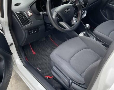 Белый Киа Рио, объемом двигателя 1.4 л и пробегом 94 тыс. км за 11200 $, фото 1 на Automoto.ua