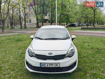 Белый Киа Рио, объемом двигателя 1.59 л и пробегом 133 тыс. км за 8500 $, фото 1 на Automoto.ua