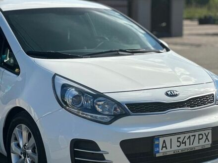 Білий Кіа Ріо, об'ємом двигуна 1.4 л та пробігом 117 тис. км за 12500 $, фото 1 на Automoto.ua