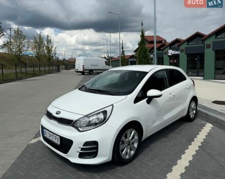 Білий Кіа Ріо, об'ємом двигуна 1.4 л та пробігом 117 тис. км за 12500 $, фото 1 на Automoto.ua