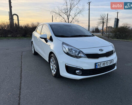 Білий Кіа Ріо, об'ємом двигуна 1.4 л та пробігом 132 тис. км за 9300 $, фото 1 на Automoto.ua