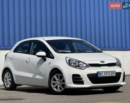 Белый Киа Рио, объемом двигателя 1.4 л и пробегом 20 тыс. км за 12800 $, фото 1 на Automoto.ua