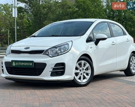 Белый Киа Рио, объемом двигателя 1.4 л и пробегом 115 тыс. км за 7500 $, фото 1 на Automoto.ua