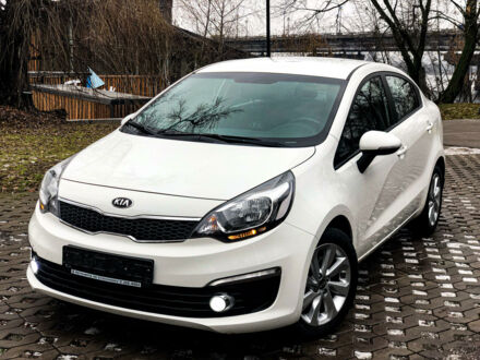 Білий Кіа Ріо, об'ємом двигуна 1.4 л та пробігом 8 тис. км за 11999 $, фото 1 на Automoto.ua