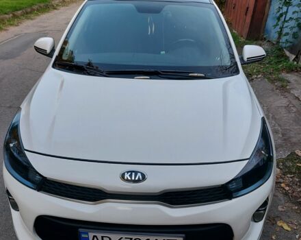 Білий Кіа Ріо, об'ємом двигуна 1.2 л та пробігом 136 тис. км за 10999 $, фото 1 на Automoto.ua