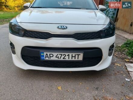 Белый Киа Рио, объемом двигателя 1.2 л и пробегом 13 тыс. км за 10999 $, фото 1 на Automoto.ua
