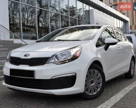 Белый Киа Рио, объемом двигателя 1.6 л и пробегом 117 тыс. км за 9800 $, фото 1 на Automoto.ua