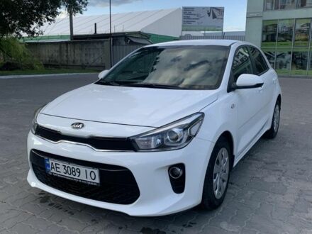Кіа Ріо 2017 у Дніпро (Дніпропетровську) на Automoto.ua Білий Кіа Ріо, об'ємом двигуна 1.4 л та пробігом 26 тис. км за 13800 $, фото 1 на Automoto.ua