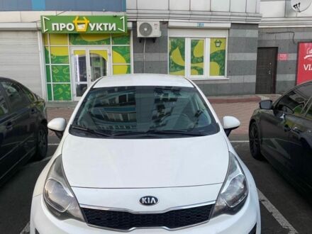Белый Киа Рио, объемом двигателя 1.4 л и пробегом 88 тыс. км за 7800 $, фото 1 на Automoto.ua