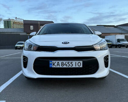 Білий Кіа Ріо, об'ємом двигуна 1.37 л та пробігом 72 тис. км за 13300 $, фото 1 на Automoto.ua