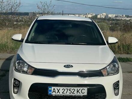 Белый Киа Рио, объемом двигателя 1.25 л и пробегом 69 тыс. км за 8700 $, фото 1 на Automoto.ua