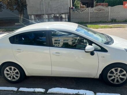 Белый Киа Рио, объемом двигателя 1.4 л и пробегом 49 тыс. км за 10300 $, фото 1 на Automoto.ua