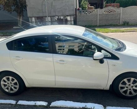 Білий Кіа Ріо, об'ємом двигуна 1.4 л та пробігом 49 тис. км за 10300 $, фото 1 на Automoto.ua