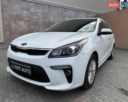Белый Киа Рио, объемом двигателя 1.6 л и пробегом 144 тыс. км за 12999 $, фото 1 на Automoto.ua