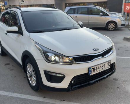 Белый Киа Рио, объемом двигателя 1.59 л и пробегом 100 тыс. км за 14900 $, фото 1 на Automoto.ua