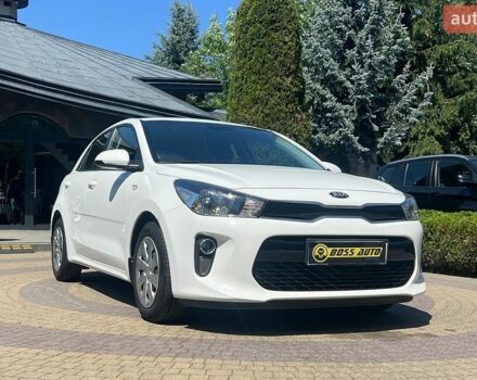 Белый Киа Рио, объемом двигателя 1.25 л и пробегом 64 тыс. км за 13500 $, фото 1 на Automoto.ua