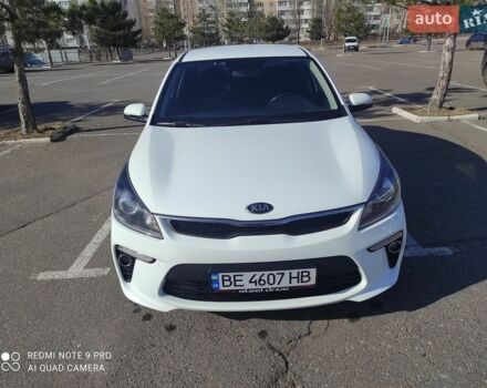 Белый Киа Рио, объемом двигателя 1.6 л и пробегом 144 тыс. км за 12300 $, фото 1 на Automoto.ua