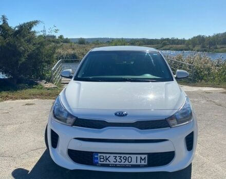 Белый Киа Рио, объемом двигателя 1.6 л и пробегом 96 тыс. км за 13700 $, фото 1 на Automoto.ua