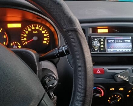 Бежевый Киа Рио, объемом двигателя 1.5 л и пробегом 246 тыс. км за 4600 $, фото 6 на Automoto.ua