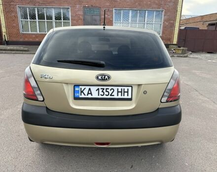 Бежевый Киа Рио, объемом двигателя 1.4 л и пробегом 217 тыс. км за 3700 $, фото 5 на Automoto.ua
