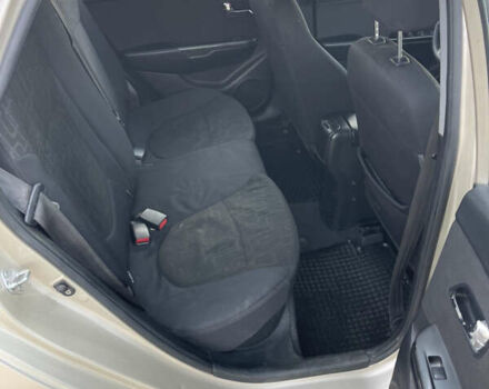 Кіа Ріо 2012 у Львові на Automoto.ua Бежевий Кіа Ріо, об'ємом двигуна 1.6 л та пробігом 326 тис. км за 6500 $, фото 9 на Automoto.ua