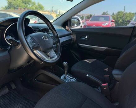 Бежевий Кіа Ріо, об'ємом двигуна 1.6 л та пробігом 134 тис. км за 8895 $, фото 8 на Automoto.ua
