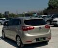 Бежевий Кіа Ріо, об'ємом двигуна 1.6 л та пробігом 134 тис. км за 8895 $, фото 3 на Automoto.ua