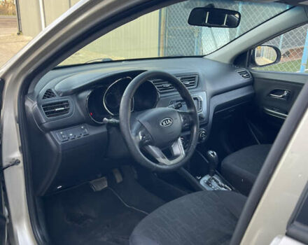 Кіа Ріо 2012 у Львові на Automoto.ua Бежевий Кіа Ріо, об'ємом двигуна 1.6 л та пробігом 326 тис. км за 6500 $, фото 11 на Automoto.ua