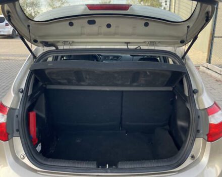 Кіа Ріо 2012 у Львові на Automoto.ua Бежевий Кіа Ріо, об'ємом двигуна 1.6 л та пробігом 326 тис. км за 6500 $, фото 8 на Automoto.ua