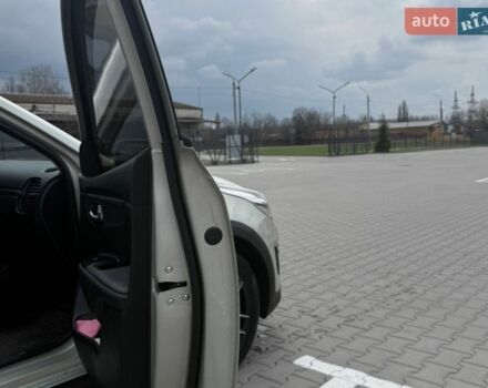 Бежевый Киа Рио, объемом двигателя 1.59 л и пробегом 83 тыс. км за 15900 $, фото 10 на Automoto.ua