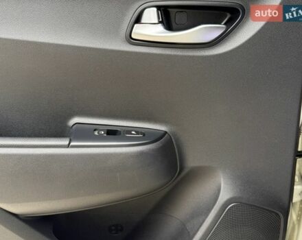 Бежевый Киа Рио, объемом двигателя 1.59 л и пробегом 83 тыс. км за 15900 $, фото 21 на Automoto.ua