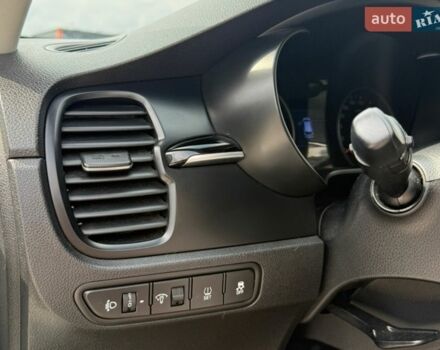 Бежевый Киа Рио, объемом двигателя 1.59 л и пробегом 83 тыс. км за 15900 $, фото 33 на Automoto.ua