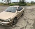 Бежевый Киа Рио, объемом двигателя 1.3 л и пробегом 200 тыс. км за 1050 $, фото 1 на Automoto.ua