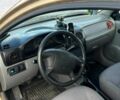 Бежевый Киа Рио, объемом двигателя 1.3 л и пробегом 280 тыс. км за 2004 $, фото 10 на Automoto.ua