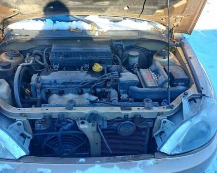 Бежевый Киа Рио, объемом двигателя 1.34 л и пробегом 293 тыс. км за 1900 $, фото 10 на Automoto.ua