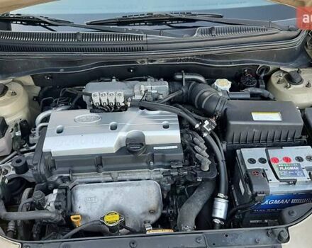 Бежевый Киа Рио, объемом двигателя 1.4 л и пробегом 250 тыс. км за 4900 $, фото 1 на Automoto.ua