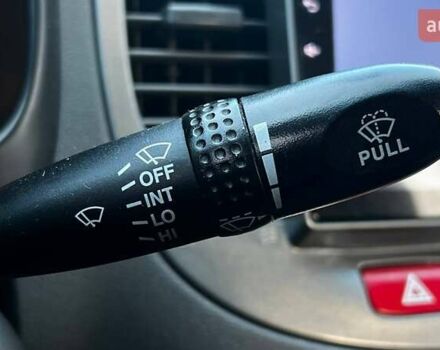 Бежевий Кіа Ріо, об'ємом двигуна 1.4 л та пробігом 199 тис. км за 3850 $, фото 17 на Automoto.ua