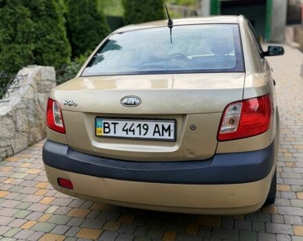 Бежевый Киа Рио, объемом двигателя 1.4 л и пробегом 223 тыс. км за 3300 $, фото 5 на Automoto.ua