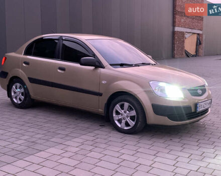 Бежевий Кіа Ріо, об'ємом двигуна 1.4 л та пробігом 291 тис. км за 3899 $, фото 8 на Automoto.ua