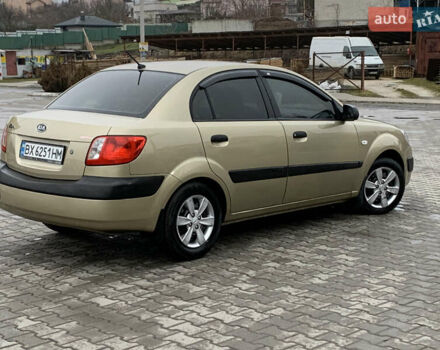 Бежевый Киа Рио, объемом двигателя 1.4 л и пробегом 290 тыс. км за 4100 $, фото 7 на Automoto.ua