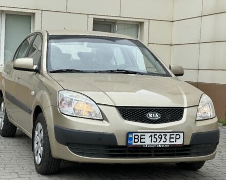Бежевий Кіа Ріо, об'ємом двигуна 1.5 л та пробігом 167 тис. км за 5256 $, фото 3 на Automoto.ua