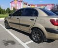 Бежевый Киа Рио, объемом двигателя 1.4 л и пробегом 201 тыс. км за 5100 $, фото 1 на Automoto.ua