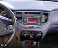 Бежевий Кіа Ріо, об'ємом двигуна 1.5 л та пробігом 244 тис. км за 3700 $, фото 5 на Automoto.ua